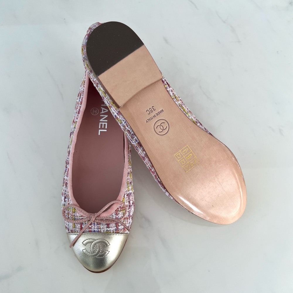 New CHANEL Pink Tweed Ballet Flats / Size 38 - Picture 7 of 14